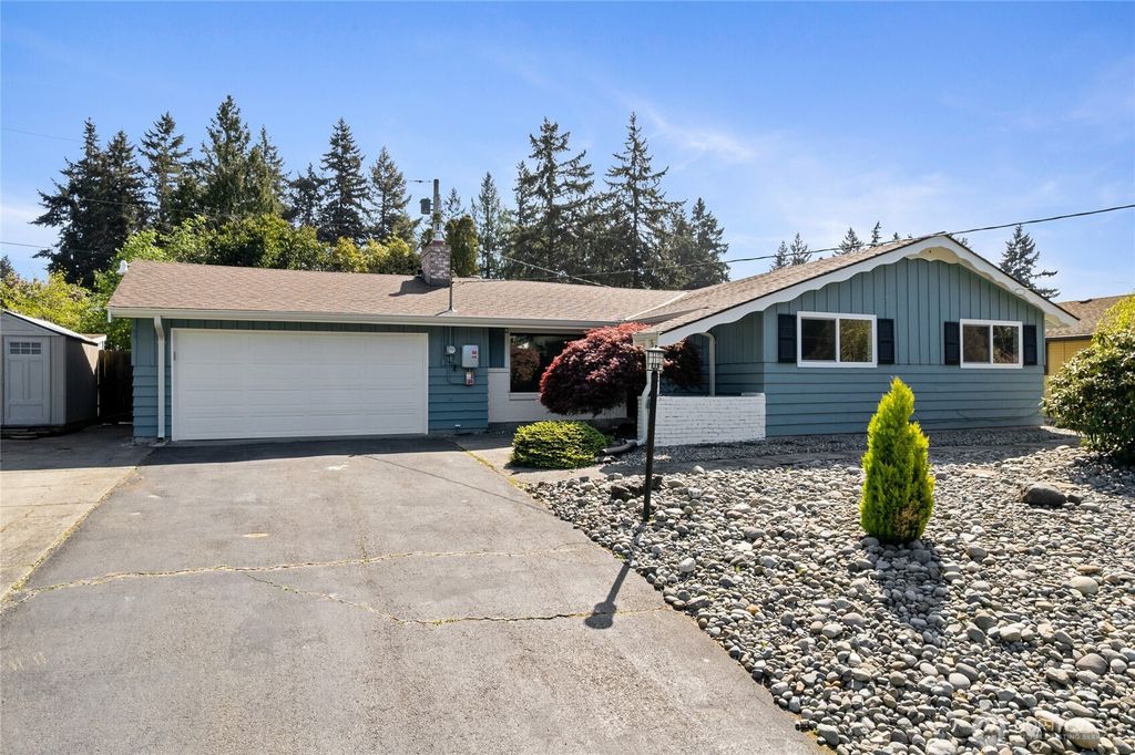 9313 112th Street Ct SW, Lakewood, WA 98498