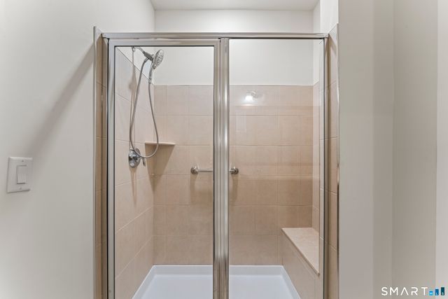 1211 Brookside Court 1211, Newtown, CT 06470