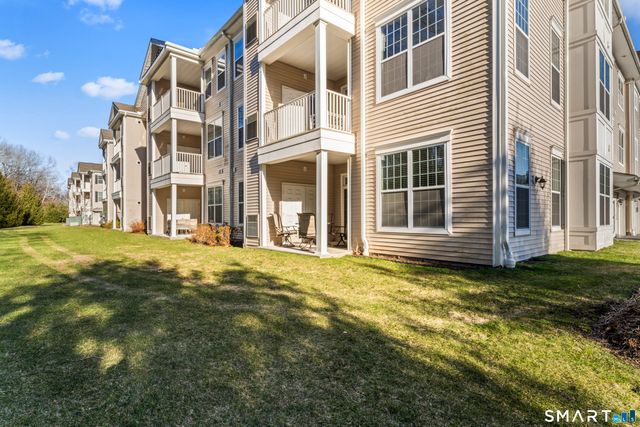 1211 Brookside Court 1211, Newtown, CT 06470