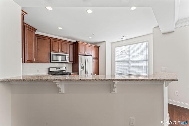 1211 Brookside Court 1211, Newtown, CT 06470