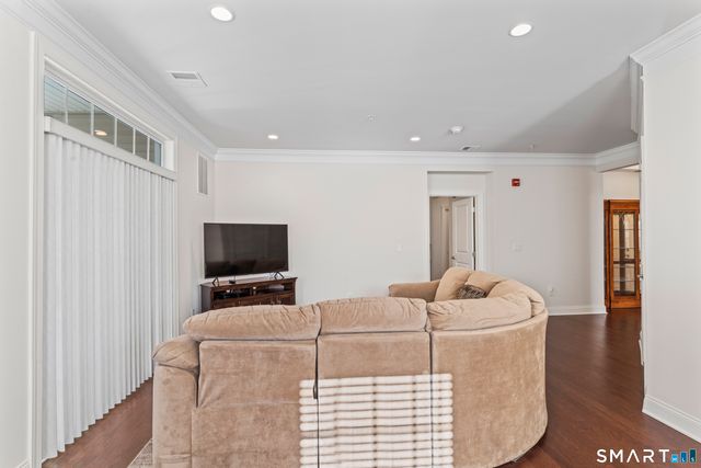 1211 Brookside Court 1211, Newtown, CT 06470