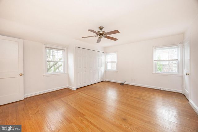 8 PILGRIM LN, Drexel Hill, PA 19026