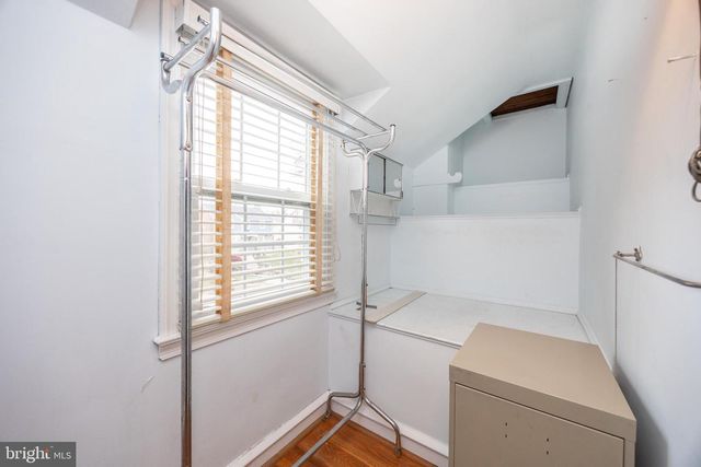 8 PILGRIM LN, Drexel Hill, PA 19026