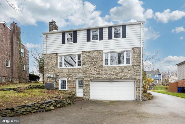 8 PILGRIM LN, Drexel Hill, PA 19026