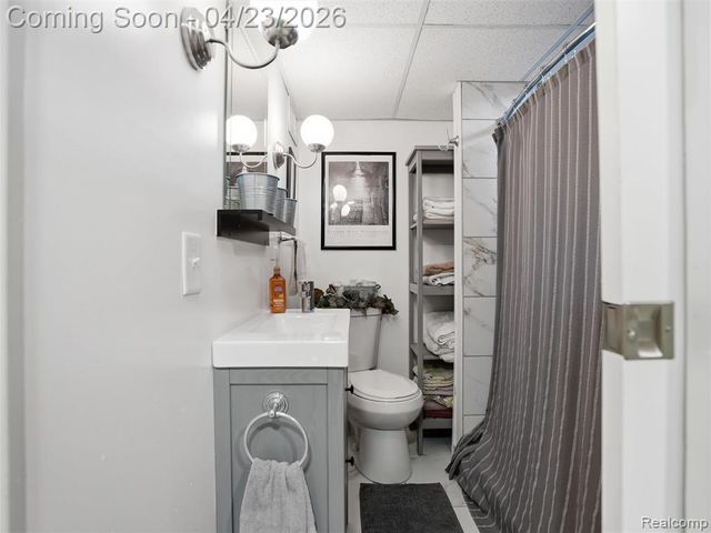 33143 Vista Way, Fraser, MI 48026