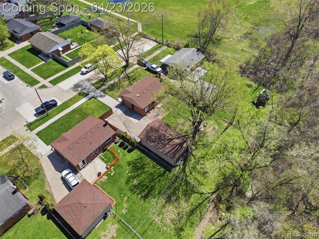 33143 Vista Way, Fraser, MI 48026