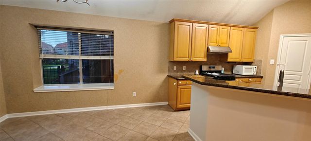 10203 Ripple Lake Drive, Houston, TX 77065