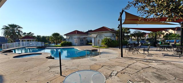 10203 Ripple Lake Drive, Houston, TX 77065