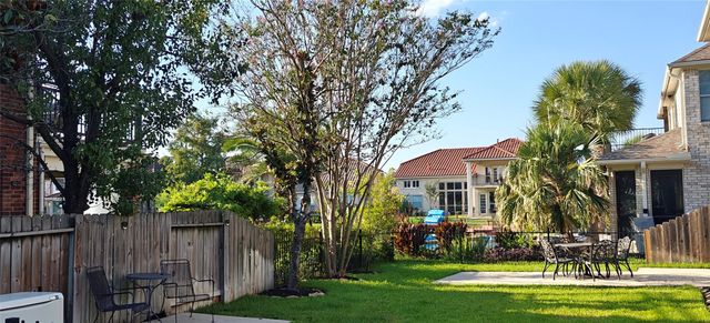 10203 Ripple Lake Drive, Houston, TX 77065