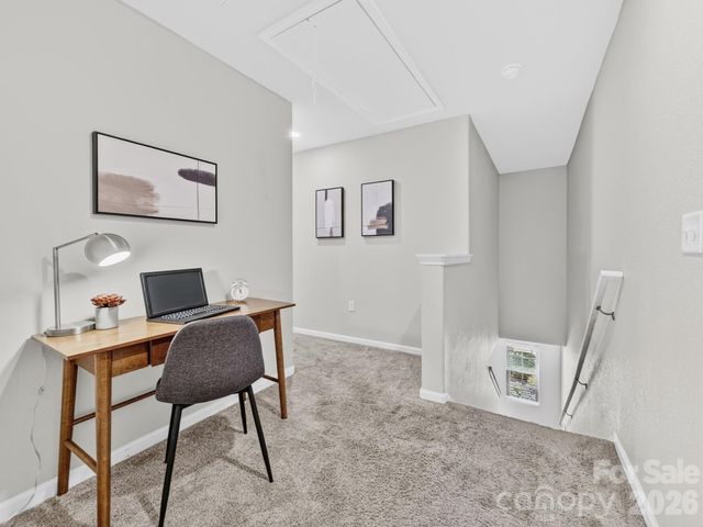 8128 Derby Woods Lane, Charlotte, NC 28214