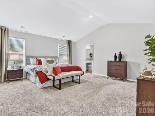 8128 Derby Woods Lane, Charlotte, NC 28214