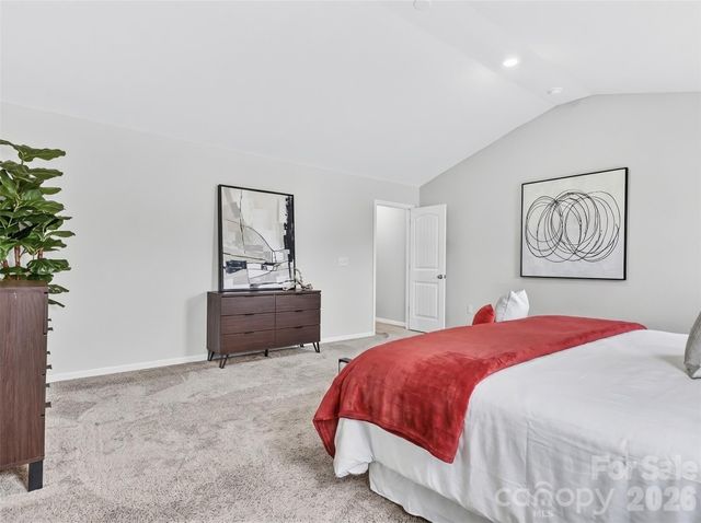 8128 Derby Woods Lane, Charlotte, NC 28214