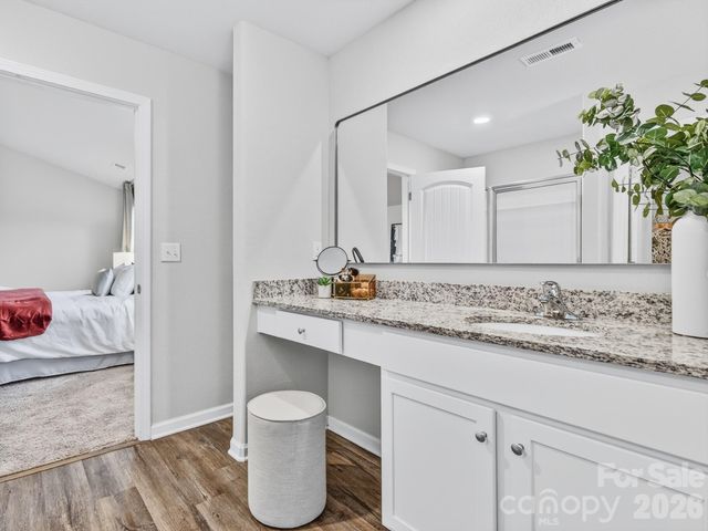 8128 Derby Woods Lane, Charlotte, NC 28214