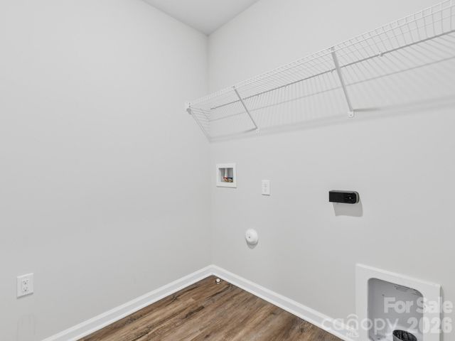 8128 Derby Woods Lane, Charlotte, NC 28214