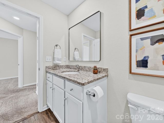8128 Derby Woods Lane, Charlotte, NC 28214