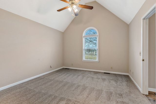 3729 Calista Rd, Cross Plains, TN 37049