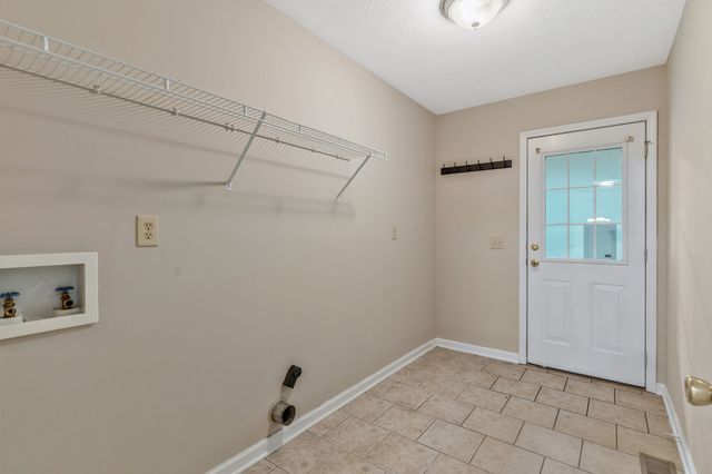 3729 Calista Rd, Cross Plains, TN 37049