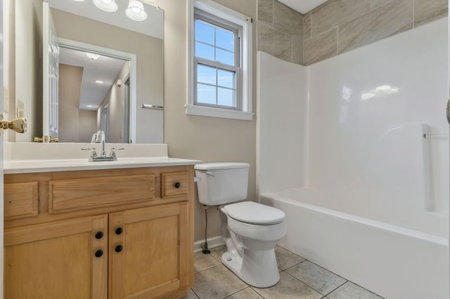 3729 Calista Rd, Cross Plains, TN 37049