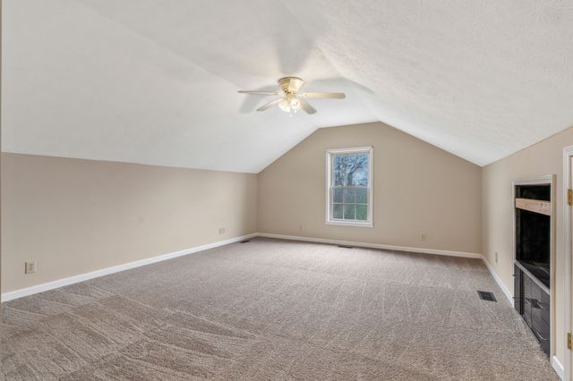 3729 Calista Rd, Cross Plains, TN 37049