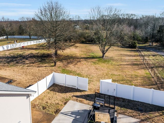 3729 Calista Rd, Cross Plains, TN 37049