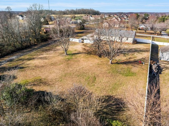 3729 Calista Rd, Cross Plains, TN 37049