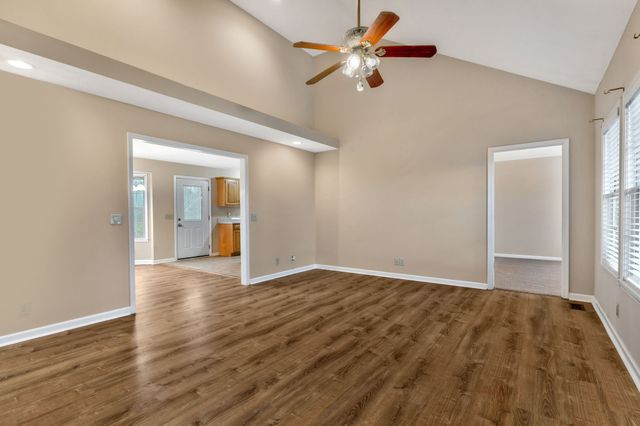 3729 Calista Rd, Cross Plains, TN 37049