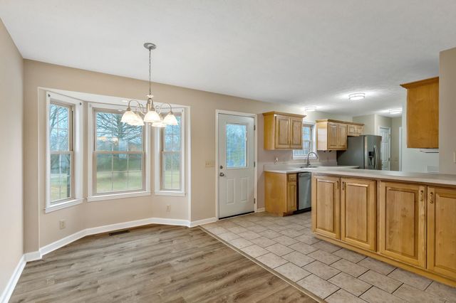 3729 Calista Rd, Cross Plains, TN 37049