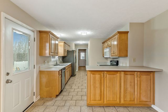 3729 Calista Rd, Cross Plains, TN 37049