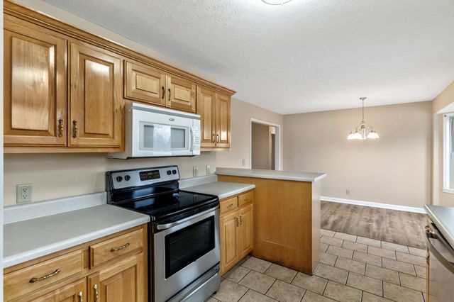 3729 Calista Rd, Cross Plains, TN 37049