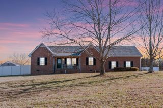 3729 Calista Rd, Cross Plains, TN 37049