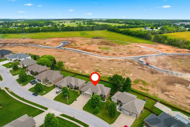 1646 N Waterstone Avenue, Springfield, MO 65802