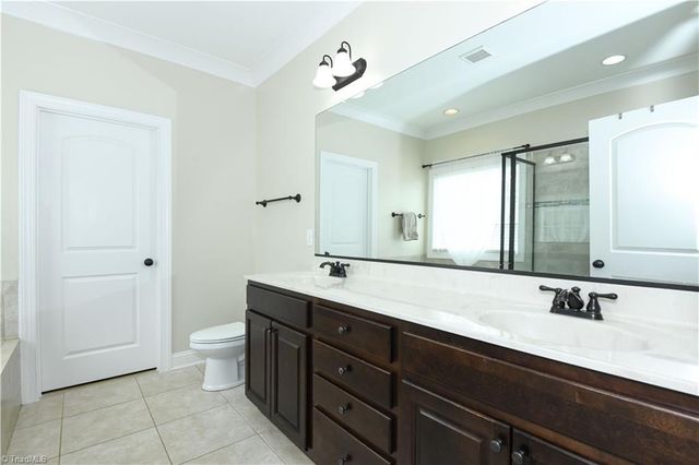 5609 Crooked Oak Drive, Summerfield, NC 27358