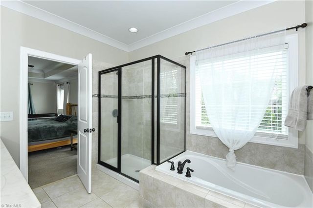 5609 Crooked Oak Drive, Summerfield, NC 27358