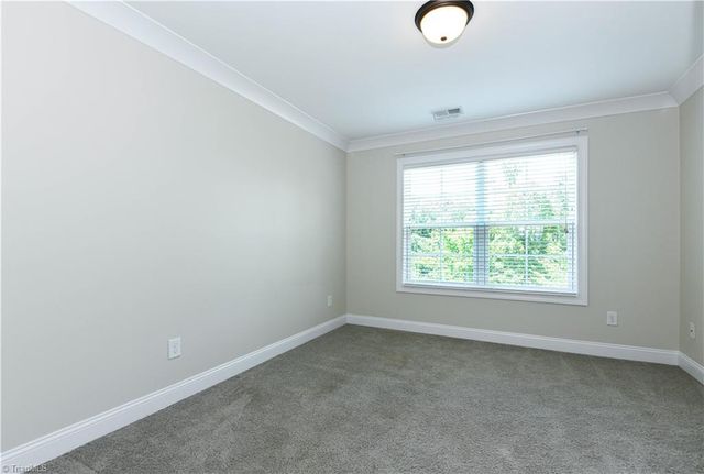 5609 Crooked Oak Drive, Summerfield, NC 27358