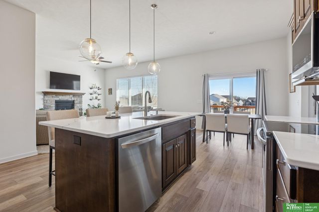 11909 S 212th Street, Gretna, NE 68028