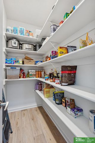 11909 S 212th Street, Gretna, NE 68028