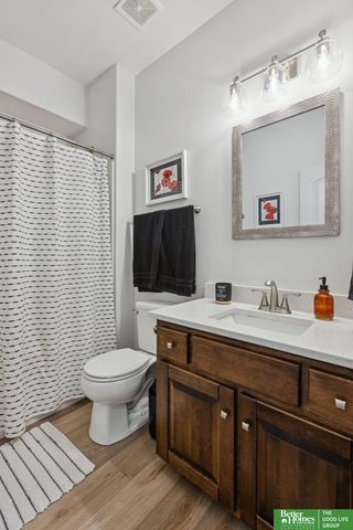 11909 S 212th Street, Gretna, NE 68028