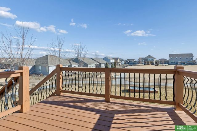 11909 S 212th Street, Gretna, NE 68028