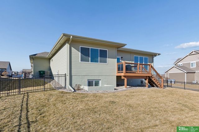 11909 S 212th Street, Gretna, NE 68028