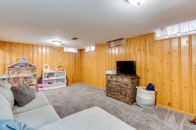 4119 W Westport St, Wichita, KS 67212