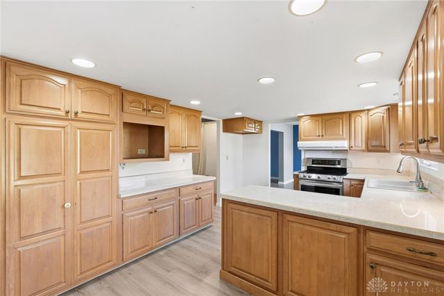 4222 Meadowsweet Drive, Dayton, OH 45424