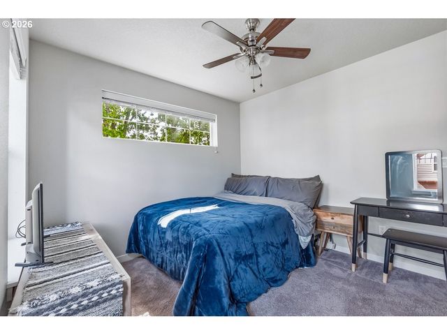 4412 Se HARDWOOD Ln, Hillsboro, OR 97123