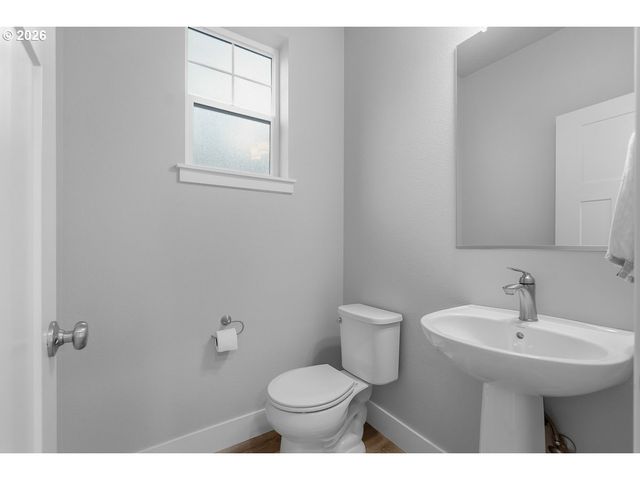 4412 Se HARDWOOD Ln, Hillsboro, OR 97123