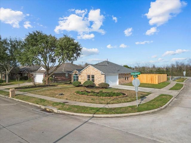 4835 Chase More Drive, Bacliff, TX 77518