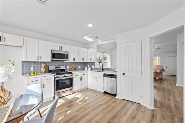 4835 Chase More Drive, Bacliff, TX 77518