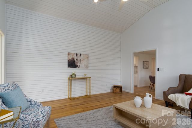 48 Elliott Road, Brevard, NC 28712