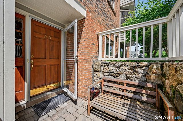 123 Harbor Drive 210, Stamford, CT 06902