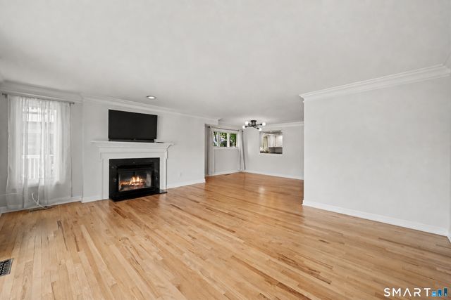 123 Harbor Drive 210, Stamford, CT 06902