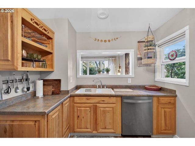 4517 Ne 85TH Ave, Portland, OR 97220