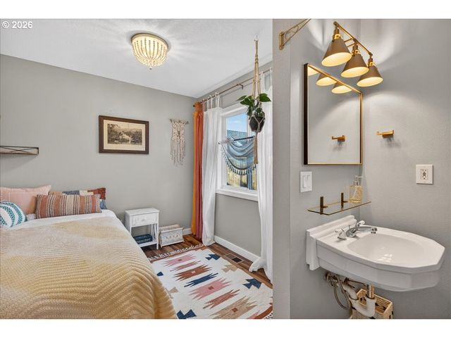 4517 Ne 85TH Ave, Portland, OR 97220